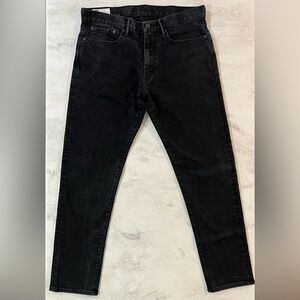 EUC GAP Washed Black Athletic Fit Jeans Size 33 X 32
